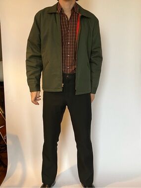 Wrangler Olive Green Zip-Front Chore Jacket. Size 44